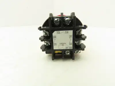 Idec XW1E-TV412Q4MR E-Stop Pushbutton 22mm Emergency Stop Lighted 24V LED