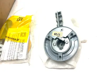 USED SCHNEIDER ELECTRIC, TELEMECANIQUE ROTARY HANDLE, VAR. DEPTH