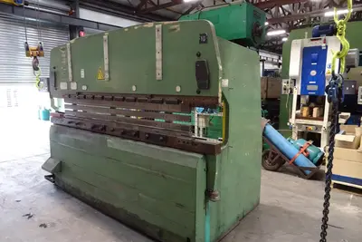 USED AMADA PROMECAM RG 75 TON X 3100 MM