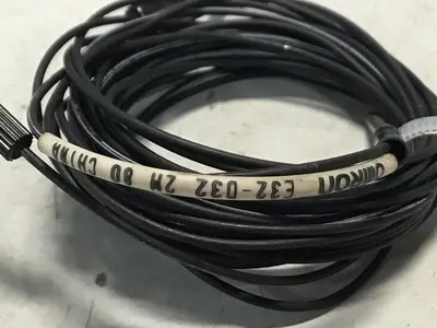 USED OMRON E32-D32
