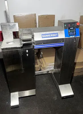 2022 SOMERSET SDD-450 Automatic Divider Rounders | Harvest Equipment and Fabrication Inc (7)