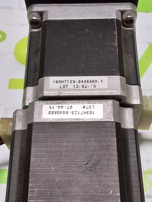 SANYO DENKI STEPPING MOTOR 103H7123-0440
