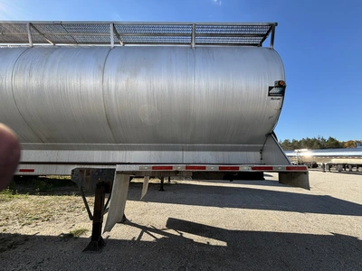 Used 2012 WARREN BULK FEED TRAILER Tanker Trailers Michigan US | Miedema Asset Management Group #1709523