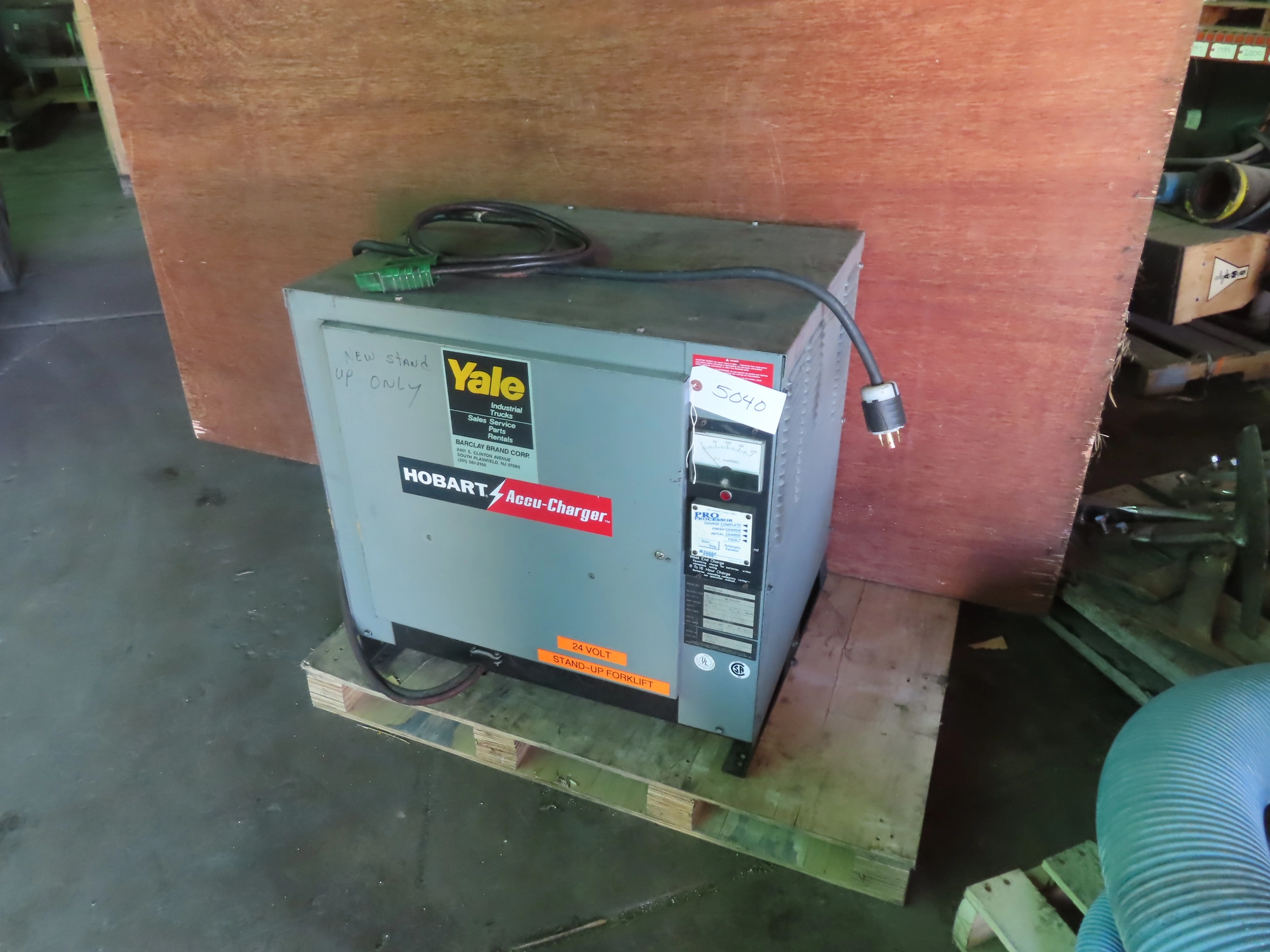 Hobart Accu-Charge Forklift Charger, 24V, 3 phase