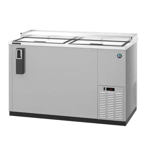 Hoshizaki CC50-S 50 1/2" Forced Air Bottle Cooler - Holds (704) 12 oz Bottles, Lid Locks, 115v