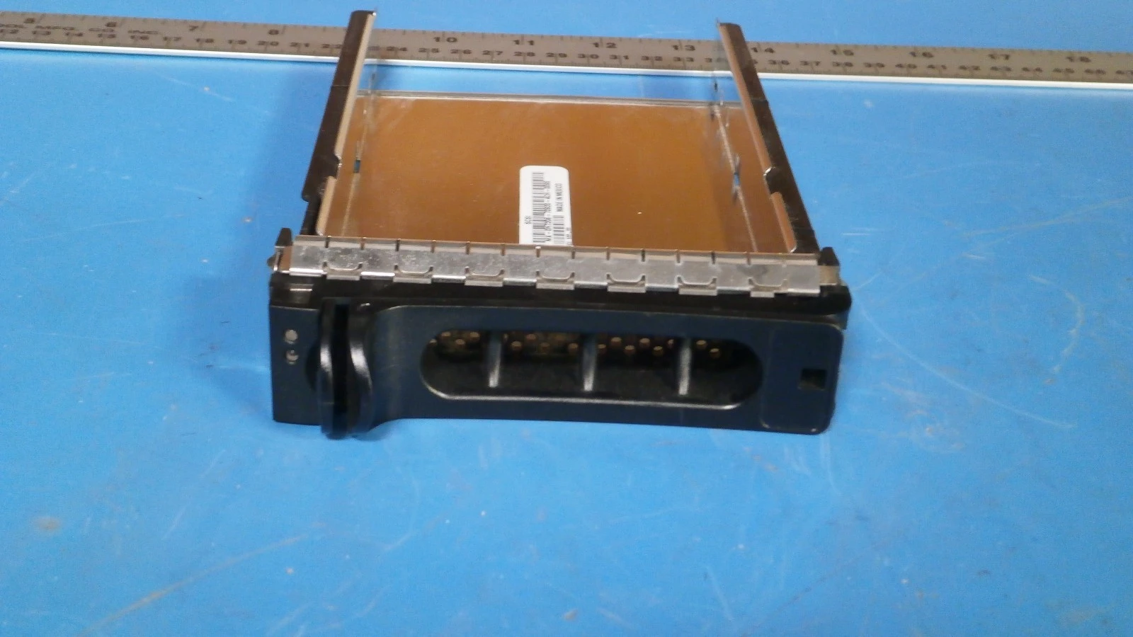 MX-0H-7206-70920-4B7-03MR 3.5 SCSI DRIVE TRAY