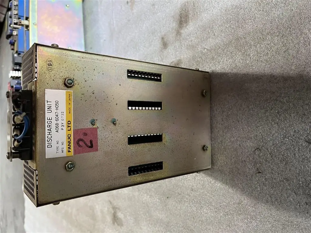 USED FANUC DISCHARGE UNIT A06B-6047-H050