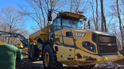 USED 2016 Bell B25E