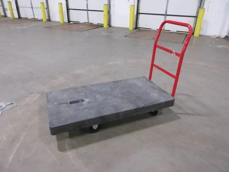 RUBBERMAID FLAT BED CART