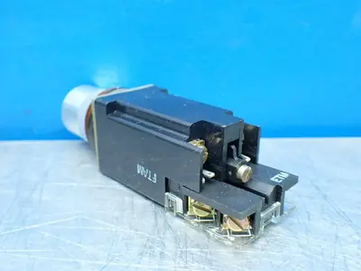 NEW ALLENBRADLEY 800MRQA24GA