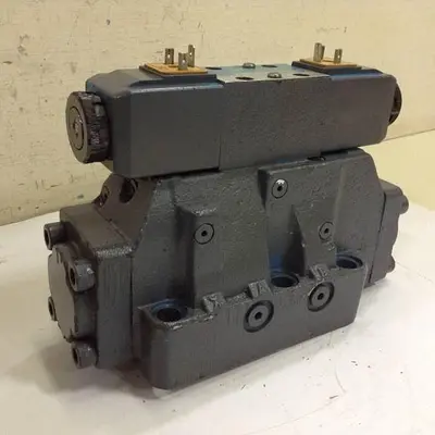 USED VICKERS DG4V-3-6C-M-U-HL7-60-B13