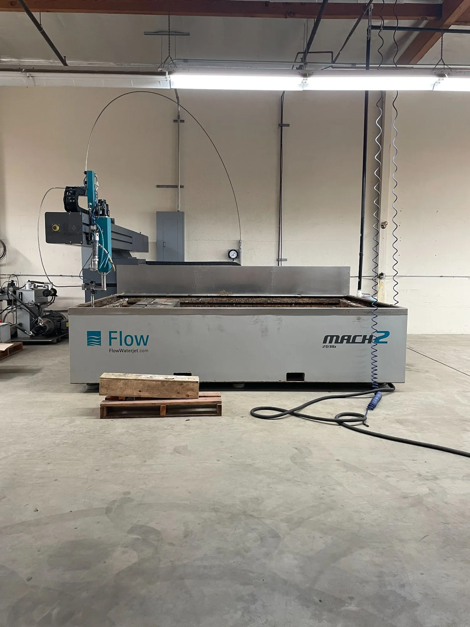 USED 2015 FLOW MACH 2-2031B