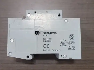 USED SIEMENS 5SX23 D40