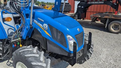 USED 2011 NEW HOLLAND T4.75