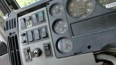 Used 2000 FREIGHTLINER FL112 Mobile Cranes Tennessee US | Ran Equipment #1398996