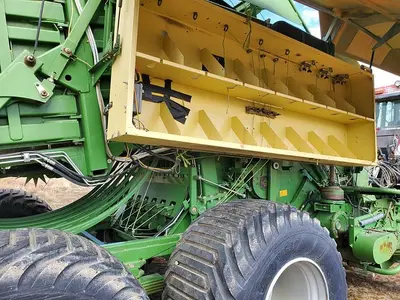 USED 2009 KRONE BP12130XC