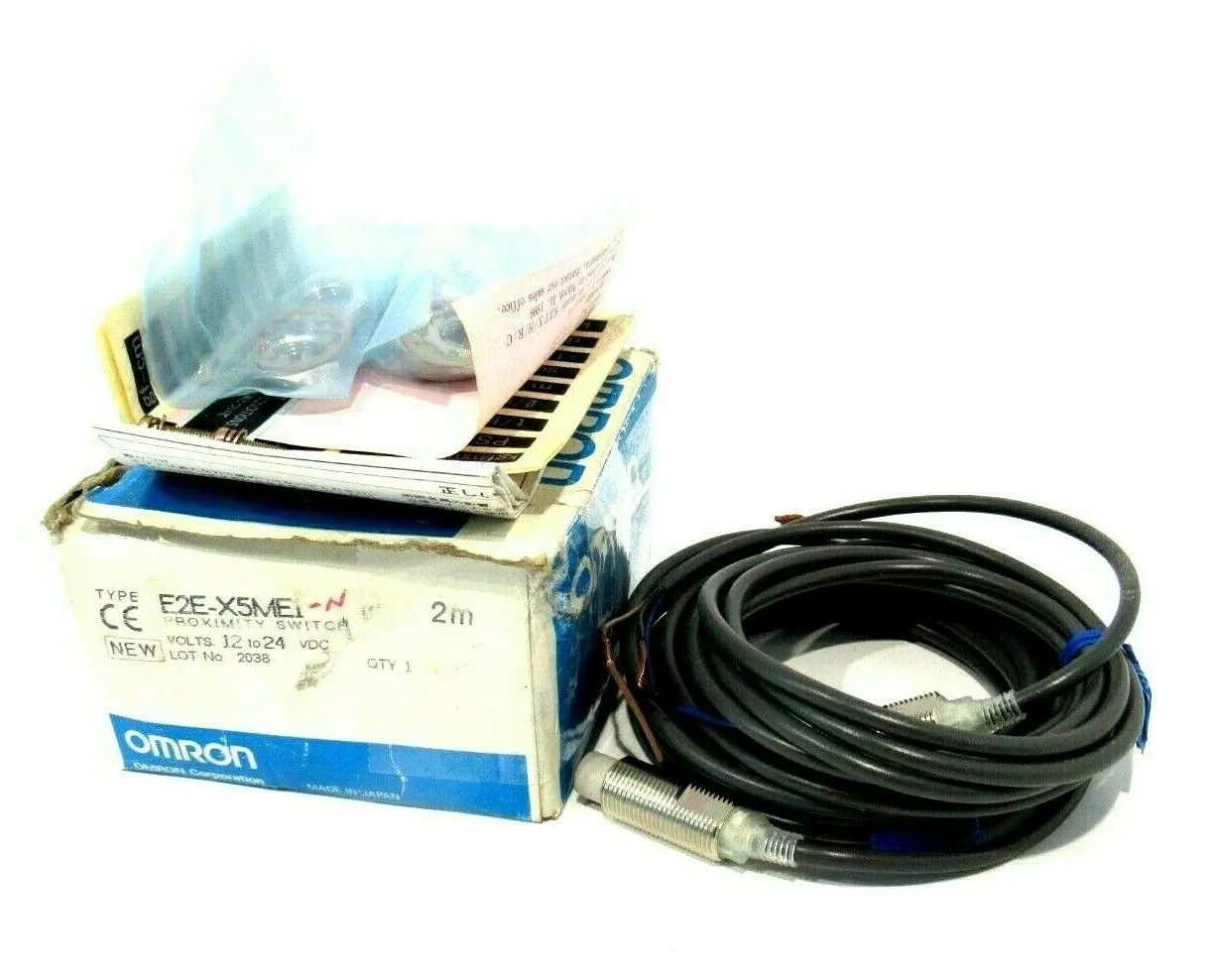 LOT OF 2 NEW OMRON E2E-X5ME1 PROXIMITY SWITCHES E2EX5ME1