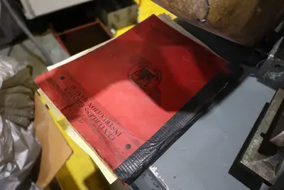ROYAL MASTER TG 12X4 CENTERLESS GRINDER (14673) GRINDERS, CENTERLESS | Machinery International LLC (11)