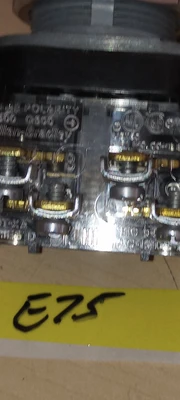 USED Allen-Bradley 800T-B