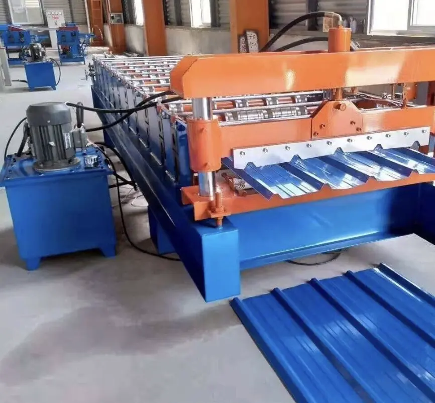 Roof Panel Roll Forming Machine in Guinea