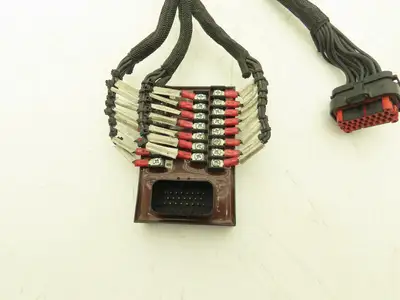 8504082 Connector 23-Pin 8/7/8 3-Row Arrangement 20 AWG