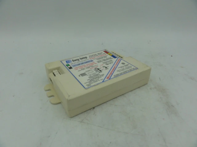 Used ENERGY SAVINGS ES-2/1-CFQ-26-UNV-G Lighting | BG Industrial Surplus #472749