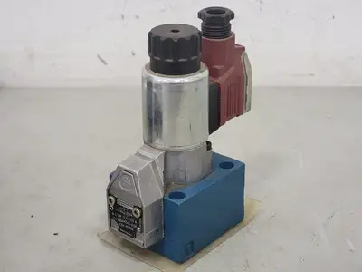 NEW REXROTH M-3 SEW 10 U13/420 M G24 N9Z4 5CSA 3 03785