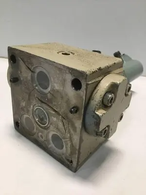 USED YUKEN EFBG-03-125-T-D-1104