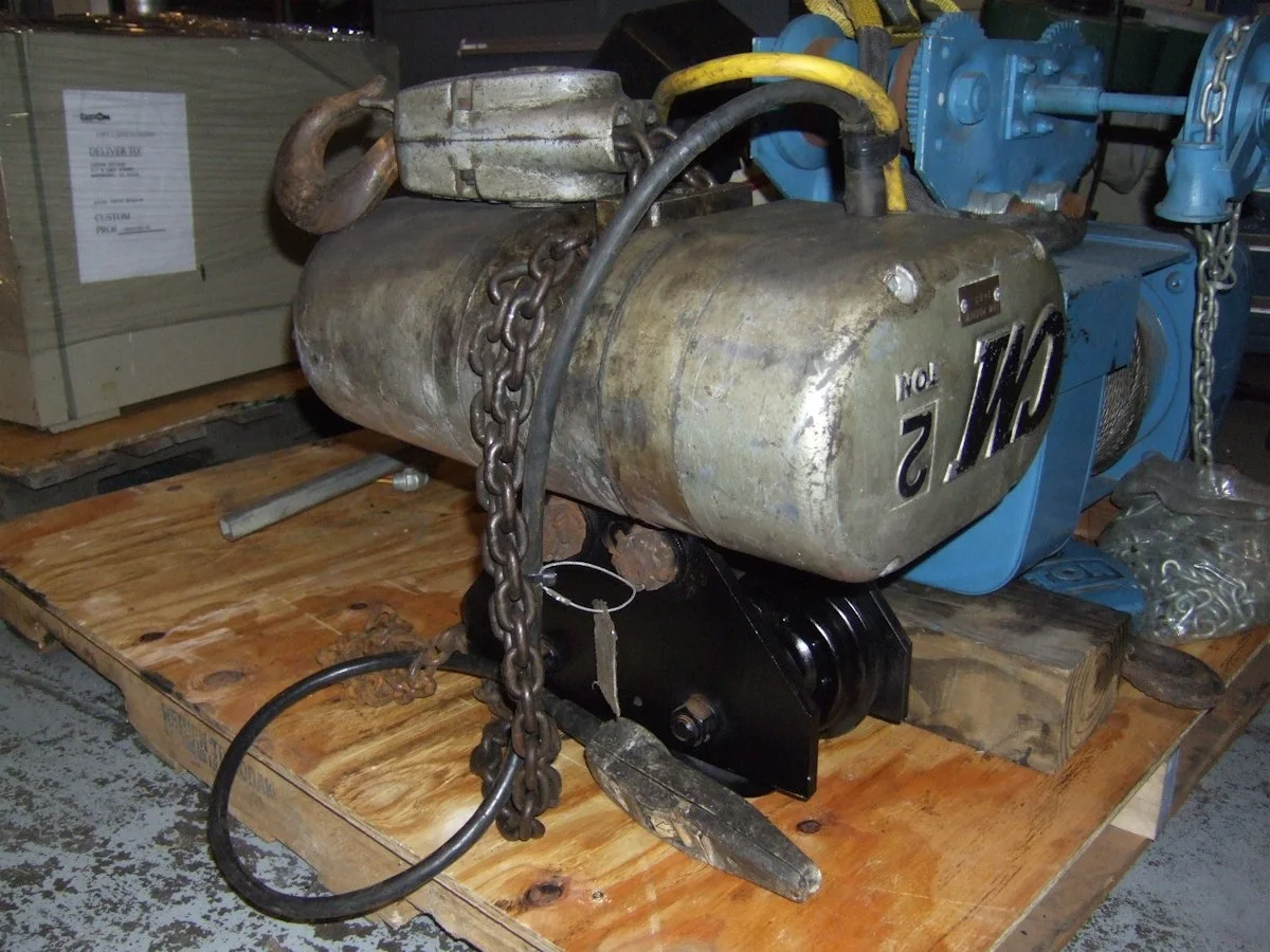 CM Loadstar 2 Ton