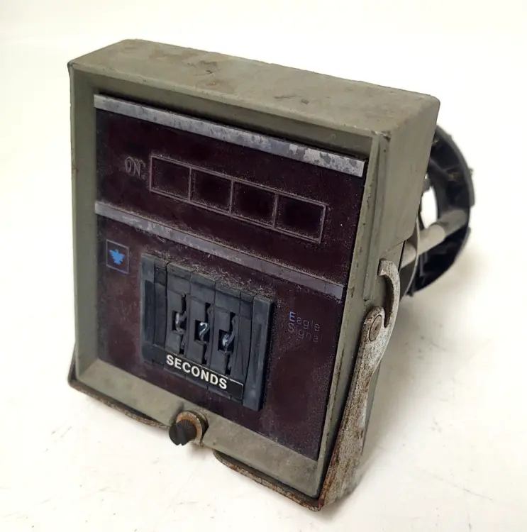 Used Eagle Signal CD301A6 Timers Kentucky US | Edwards Industrial Repair #1016919