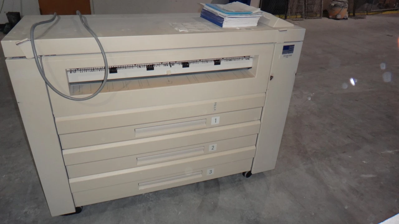 USED XEROX SYNERGIX 8830