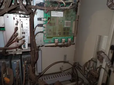 USED 2013 YASKAWA MOTOMAN MH6