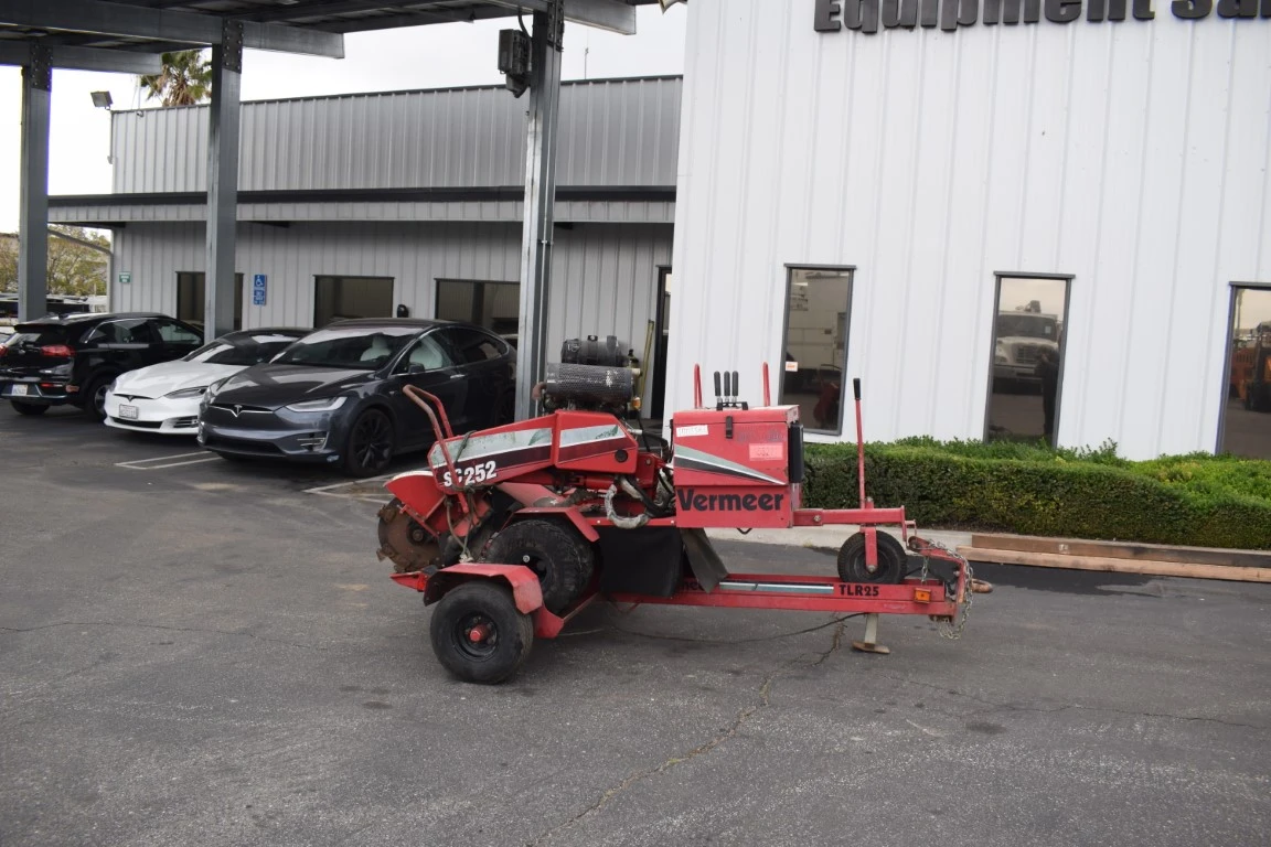 Used 2008 VERMEER SC252 Stump Grinders California US | Big Truck & Equipment #1412176