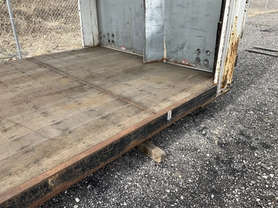 USED SUPREME CURTAINSIDE TRUCK BODY 24’