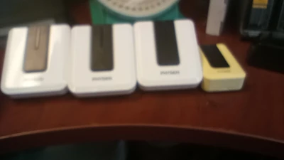 USED PHYSEN DOORBELL CHIMES