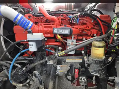 USED 2023 PETERBILT 389