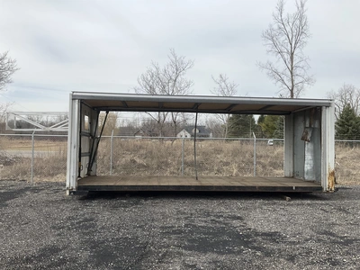 USED SUPREME CURTAINSIDE TRUCK BODY 24’