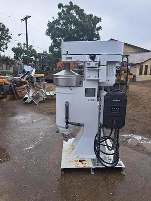 USED 1983 SHARPLES AS-26VHC