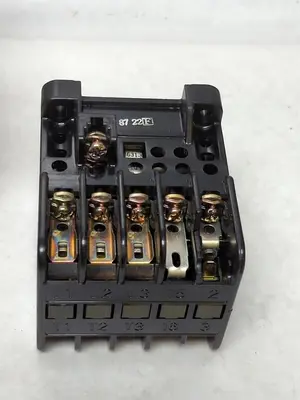 Used FUJI ELECTRIC 2RCOFO1 Miscellaneous Equipment (Electrical & Power) | Surplus Asset Holdings #1202969