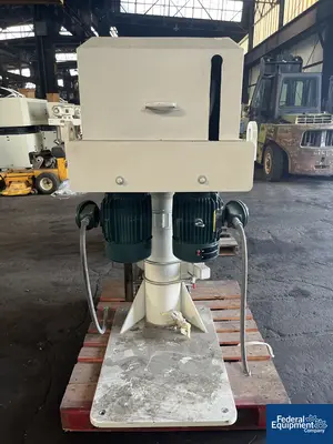 USED Cowles 5 Gal Morehouse Cowles Triple Shaft Vacuum Mixer, Model VIscomax 3V-5-5-3X