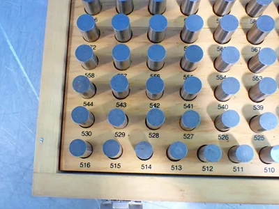 Used MEYER _UNKNOWN_ Pin & Plug Gages Ohio US | HGR 24 #1249424