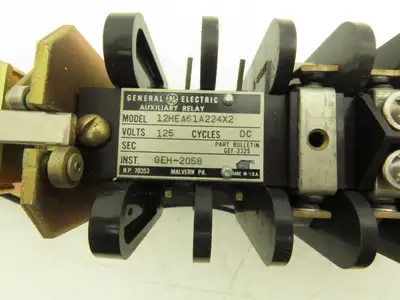 General Electric 12HEA61A224X2 Auxiliary Lockout Relay 125V DC