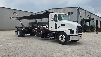 New | in-Stock 2027 MACK MD7 Rolloff Trucks Texas US | Roll Off Truck World #1491899