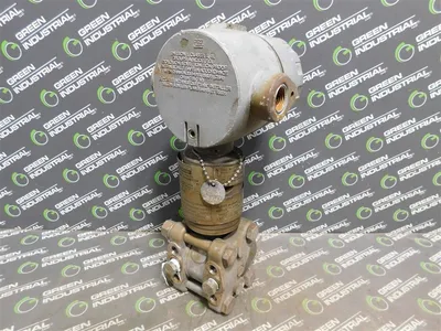 Solartron Schlumberger PG3040-100-18-21-19-XX-13 Pressure Transmitter 30VDC Used