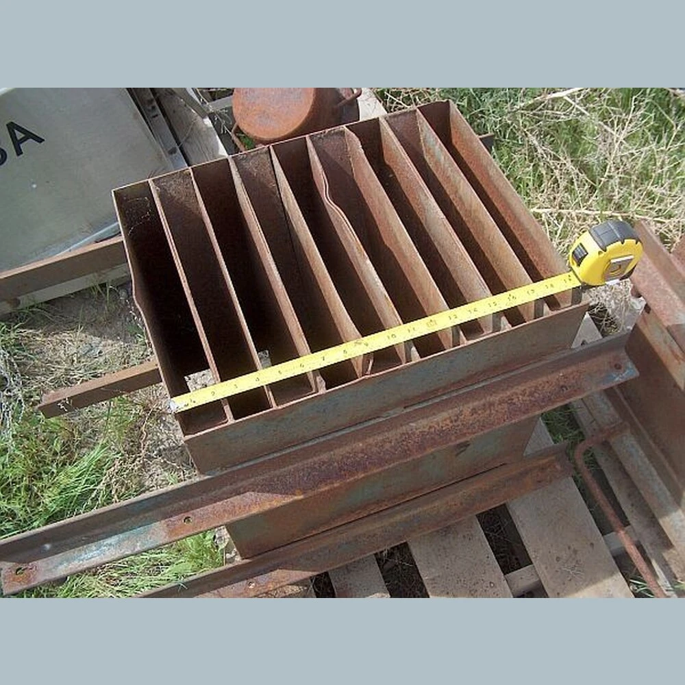 Used Sampler. 9 Slot, 2 in. Sample Splitter.