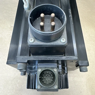 NEW Yaskawa SGMGH-55QCB-YA11
