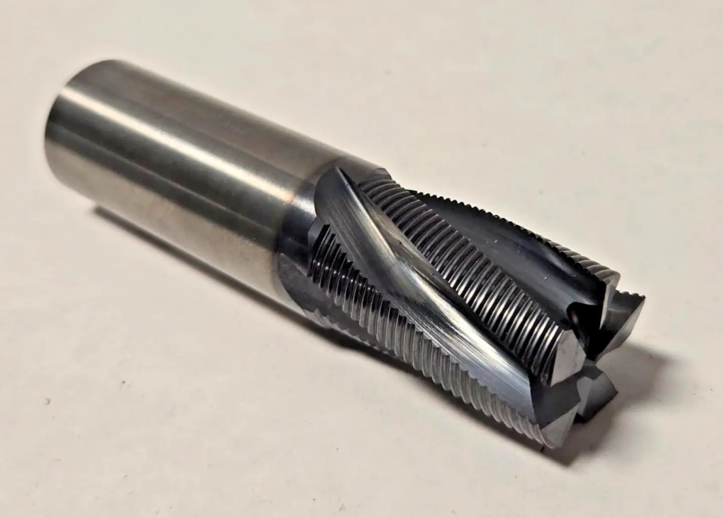 Used _UNKNOWN_ 4654654645555 End Mills California US | Amiron Machinery #1281006