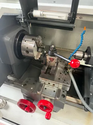 Haas TL1