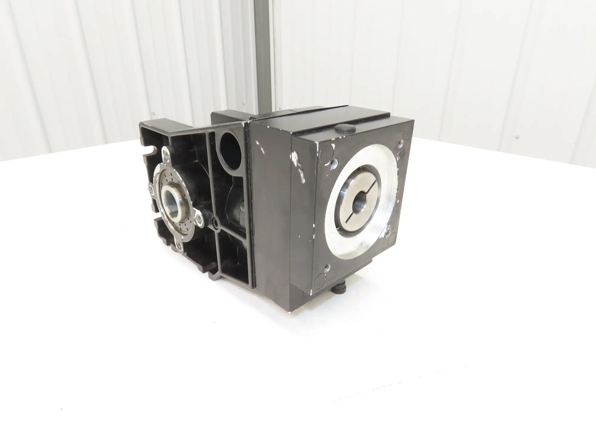 Lenze GKR04-2N HAR XC Servo Gearbox 14.6:1 Gear Reducer Size 71 Hollow Shaft