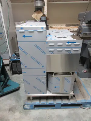 Automatic Coffee Brewer, Fetco #CBS-72A, High Volume Dual coffee brewer, open box